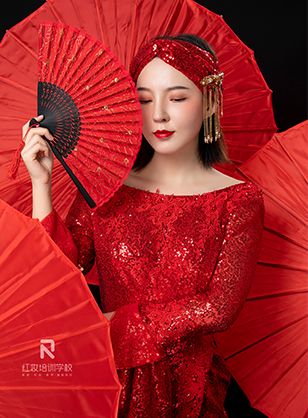 红妆学校中国红国潮风造型大赏