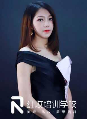 温柔气质熟女妆怎么化？海口化妆培训学校哪家好？