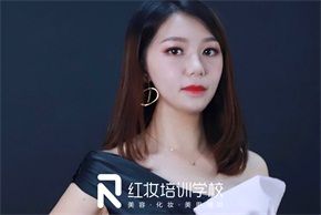 海口白领去哪学化妆？什么样的妆容合适？