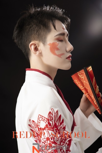 新年锦鲤妆4.jpg