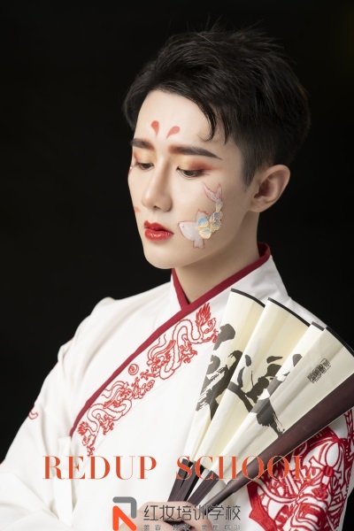 新年锦鲤妆2.jpg