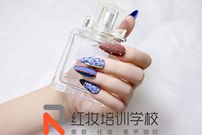 海口美甲师的工资有多少？美甲行业发展前景好吗？