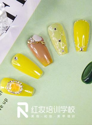海口学美甲去哪里_红妆美甲培训学校夏日柠檬黄美甲作品