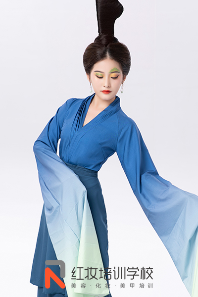 400x600-1.jpg