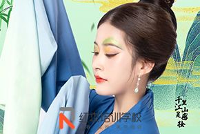 海口底妆是化妆时的基础，为了美要注重涂抹方法