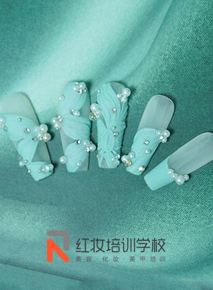 海口学美甲难不难_红妆学校法式珍珠花瓣美甲作品欣赏